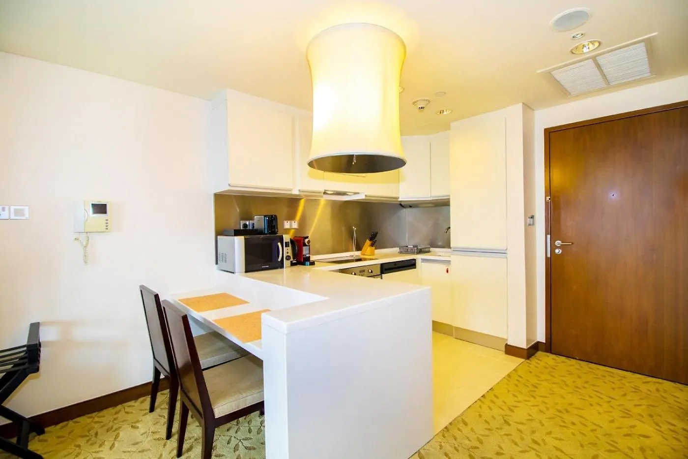 Emaar Fashion Avenue Studio With Burjkhalifa View 24 Dubai 0*,  United Arab Emirates