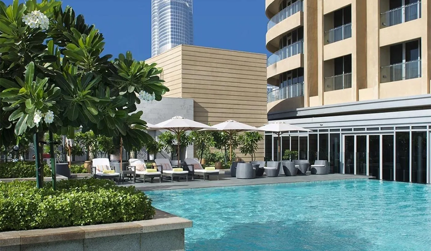 Emaar Fashion Avenue Studio With Burjkhalifa View 24 Dubai 0*,